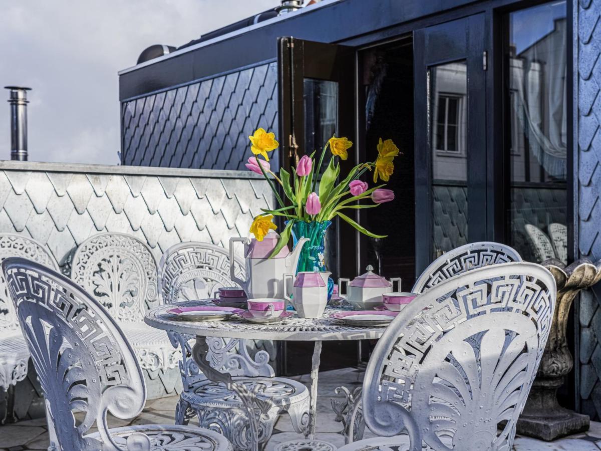 Private And Chique Salon De Franz - With Large Terrace Bed & Breakfast Amsterdam Exterior foto